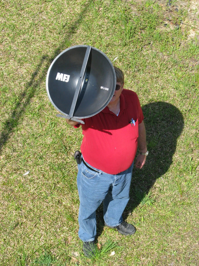 MFJ-5007 Parabolic Microphone 4 MFJ-5007 Parabolic Microphone