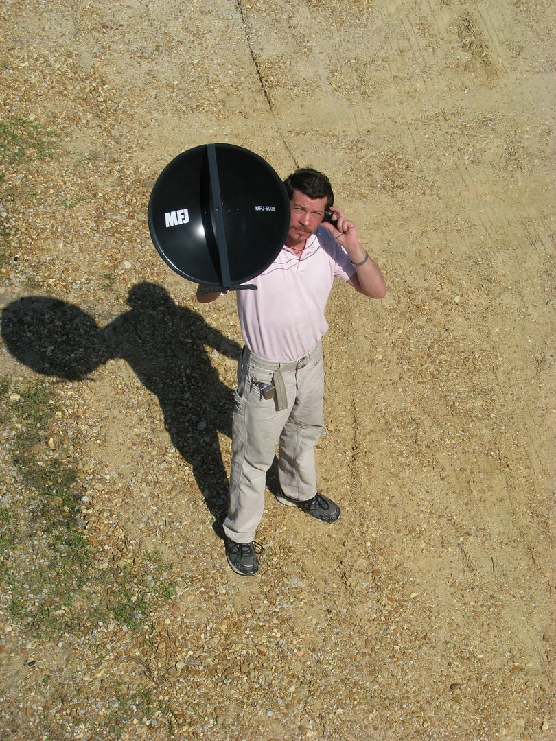 MFJ-5007 Parabolic Microphone 6 MFJ-5007 Parabolic Microphone