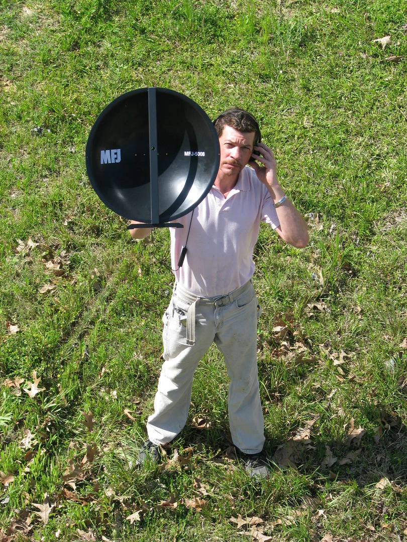 MFJ-5007 Parabolic Microphone 3 MFJ-5007 Parabolic Microphone