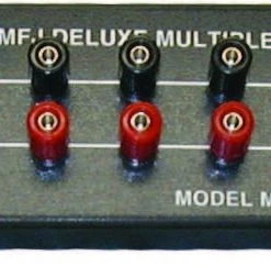 MFJ-1116, DC POWER STRIP, 8 OUTLETS, METER/SWITCH/FUSED