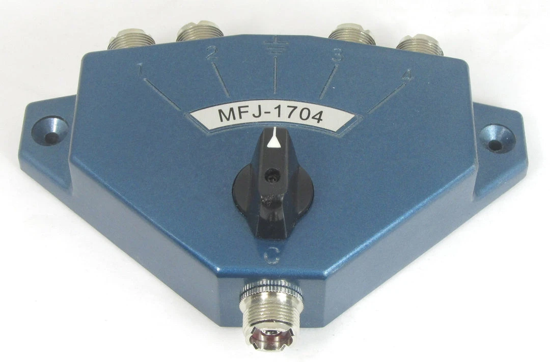 MFJ-1704, ANT. SW., 4 POS., 2.5 KW PEP, 0-450 MHz, GND, LP. 3 MFJ-1704, ANT. SW., 4 POS., 2.5 KW PEP, 0-450 MHz, GND, LP.
