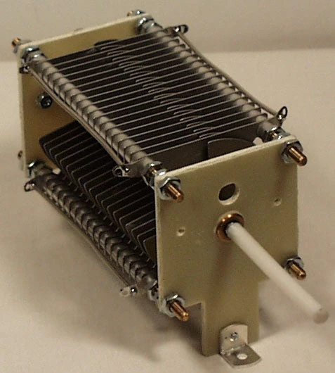 MFJ-19, BUTTERFLY LOOP AIR VAR CAP,12-67PF,1.5KV,282-2016 3 MFJ-19, BUTTERFLY LOOP AIR VAR CAP,12-67PF,1.5KV,282-2016