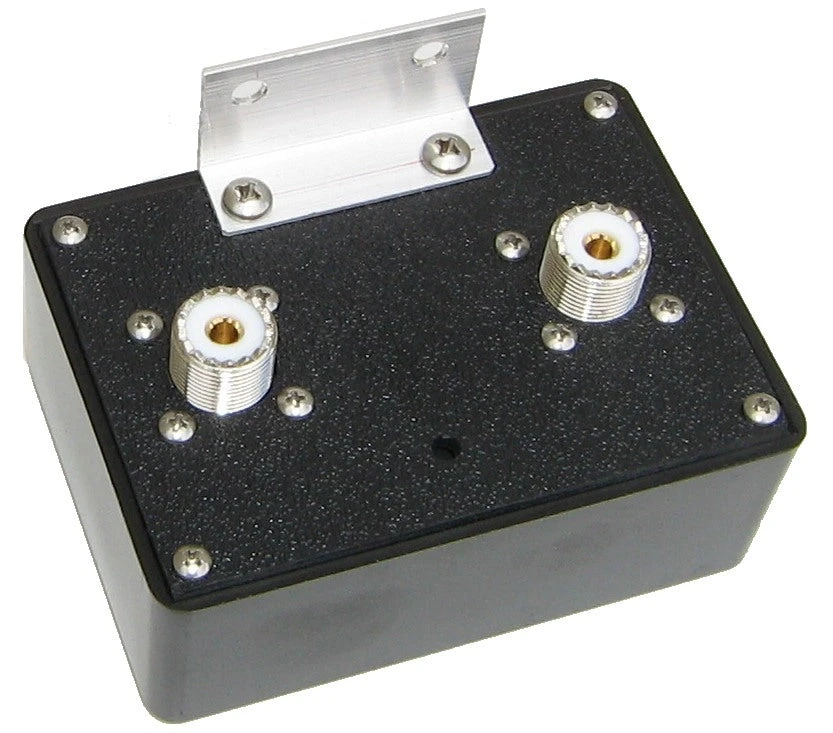 MFJ-2912, BALUN, WALL-MOUNT ISOLATION BALUN 3 MFJ-2912, BALUN, WALL-MOUNT ISOLATION BALUN