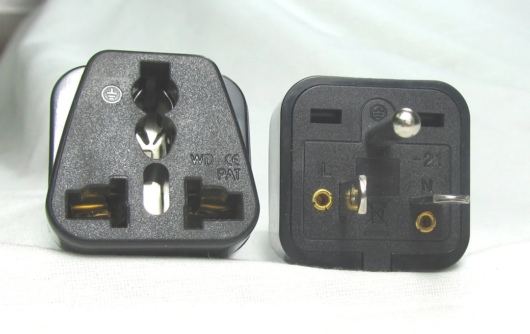 Ameritron ADM-7780, ADAPTER, AC PLUG, EURO TO NEMA 6-20P, 614-0220 3 Ameritron ADM-7780, ADAPTER, AC PLUG, EURO TO NEMA 6-20P, 614-0220