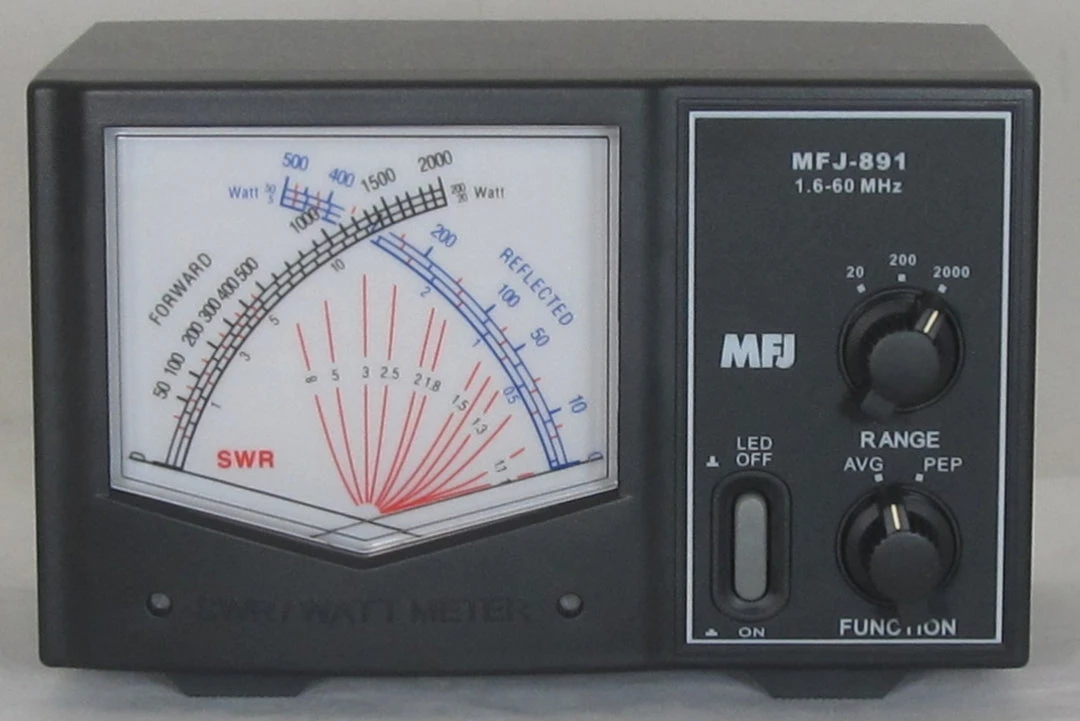 MFJ-891, GIANT X SWR/WATTMETER, 1.6-60 MHz, 2kW 3 MFJ-891, GIANT X SWR/WATTMETER, 1.6-60 MHz, 2kW